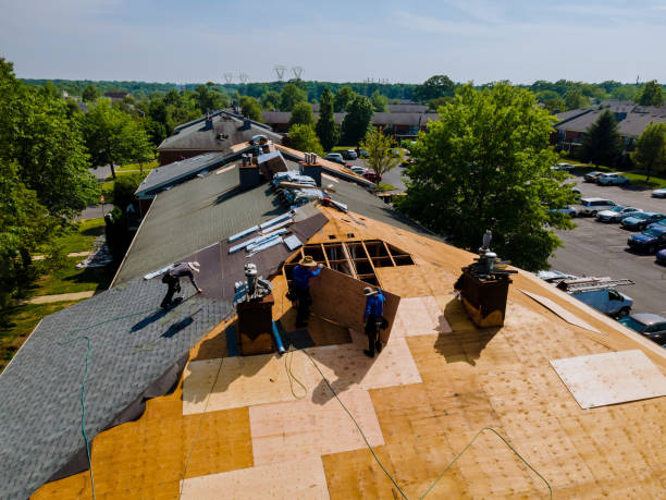 24/7 Emergency Storm Damage Roof Repair experts in Colesburg, IA